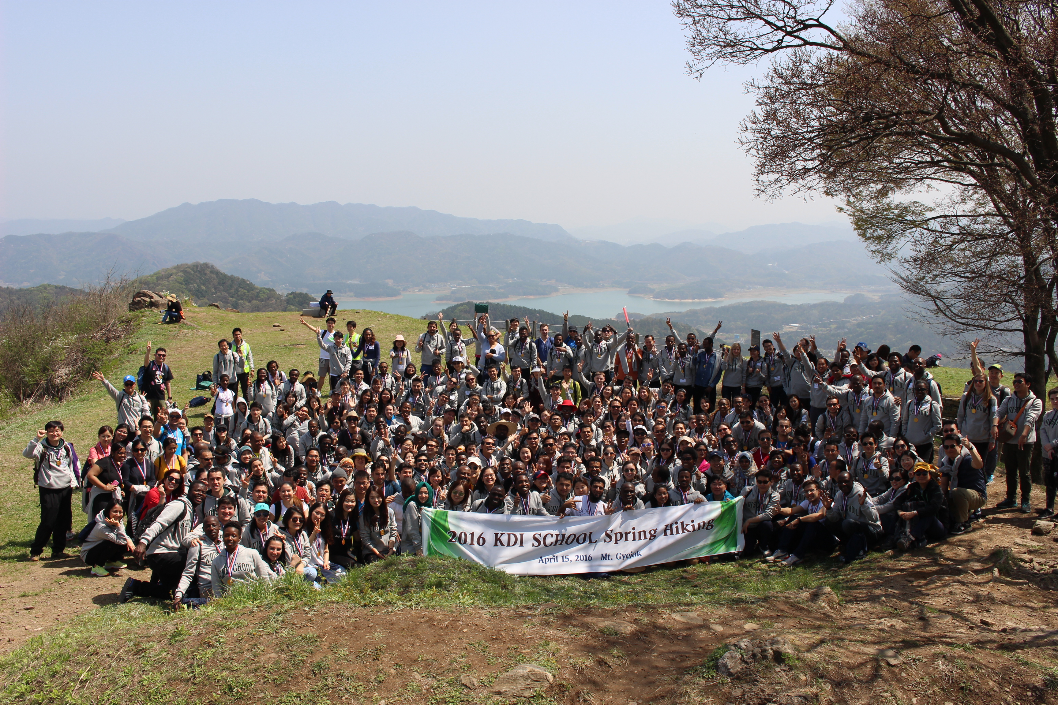 2016 KDIS spring hiking event: an action-packed day out at Gyejoksan Mountain