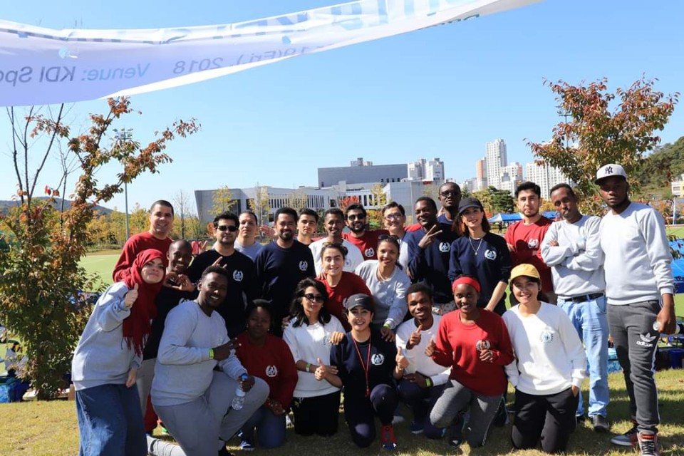 Grey and White teams tie for first place on Sports Day